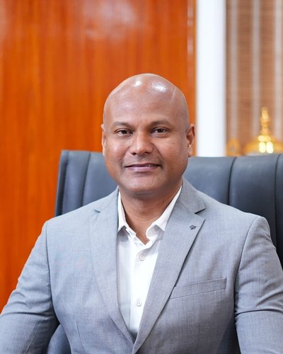 Dr. L. Ashokkumar, Principal and Chief Mentor